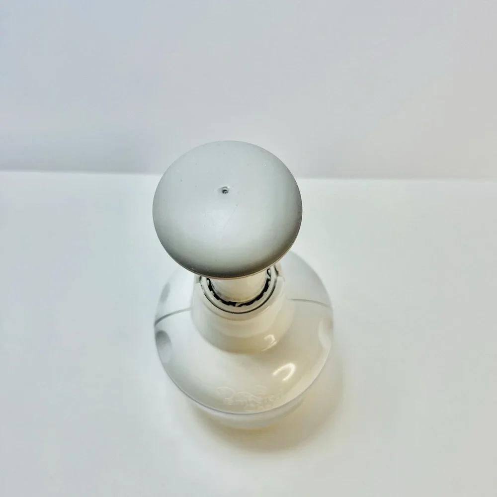 Pampered Chef Push Function Food Chopper w lid- White - #2585
